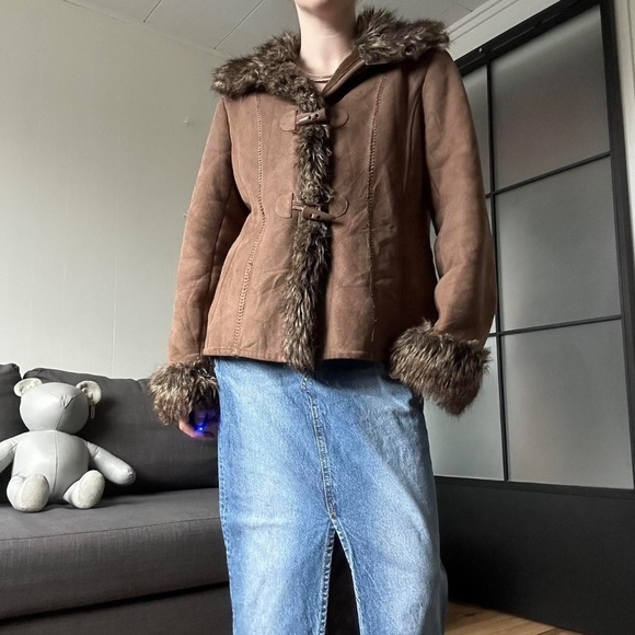 Vintage y2k Brown Faux Suede, Fur Interior Jacket - Picture 6 of 8